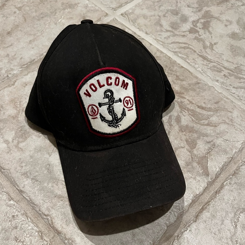 🍉3/$20 Volcom Hat